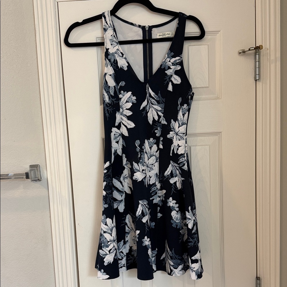Abercrombie & Fitch Navy Floral Mini Dress